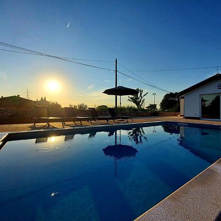 شقة Cozy House With Pool Near Rovinj كانافانار المظهر الخارجي الصورة