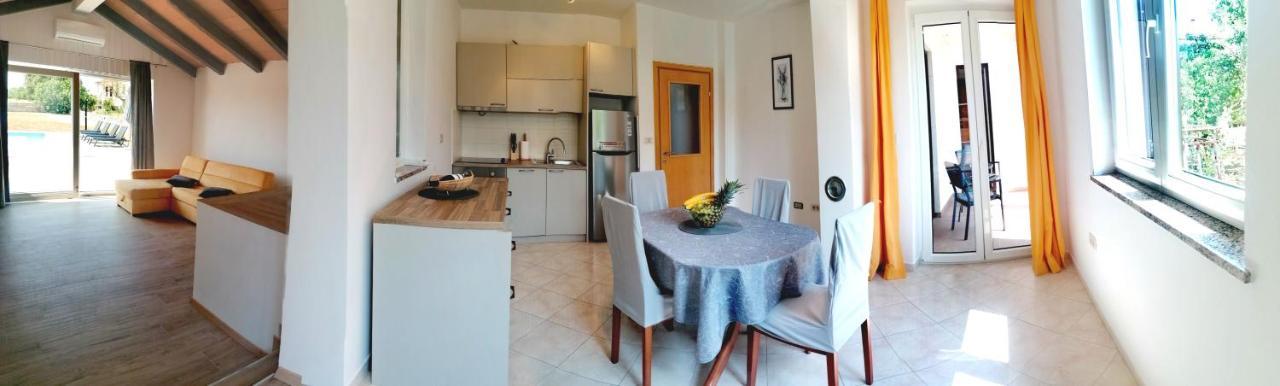 شقة Cozy House With Pool Near Rovinj كانافانار المظهر الخارجي الصورة